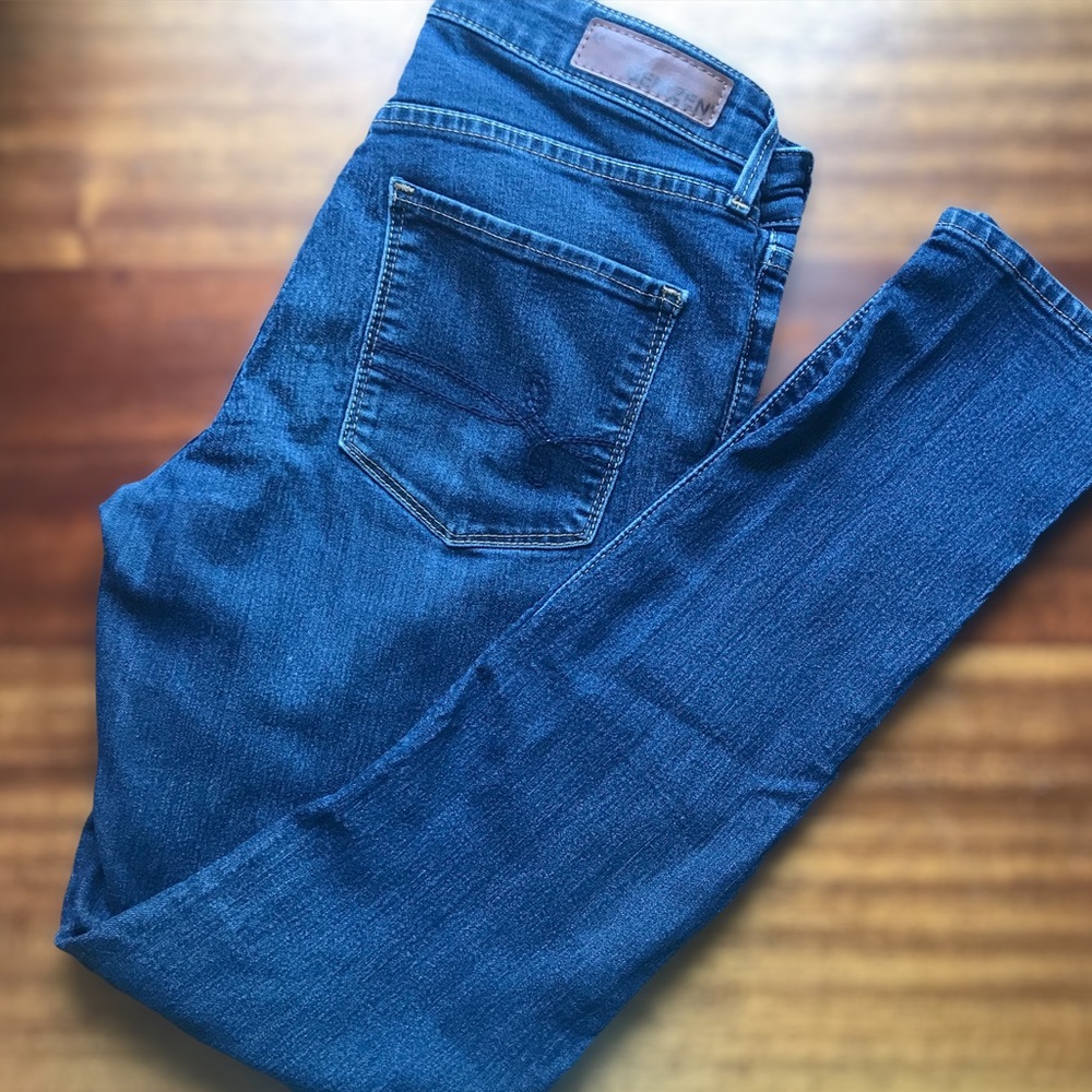 Dark wash skinny jeans size 4 - Picture 1 of 7